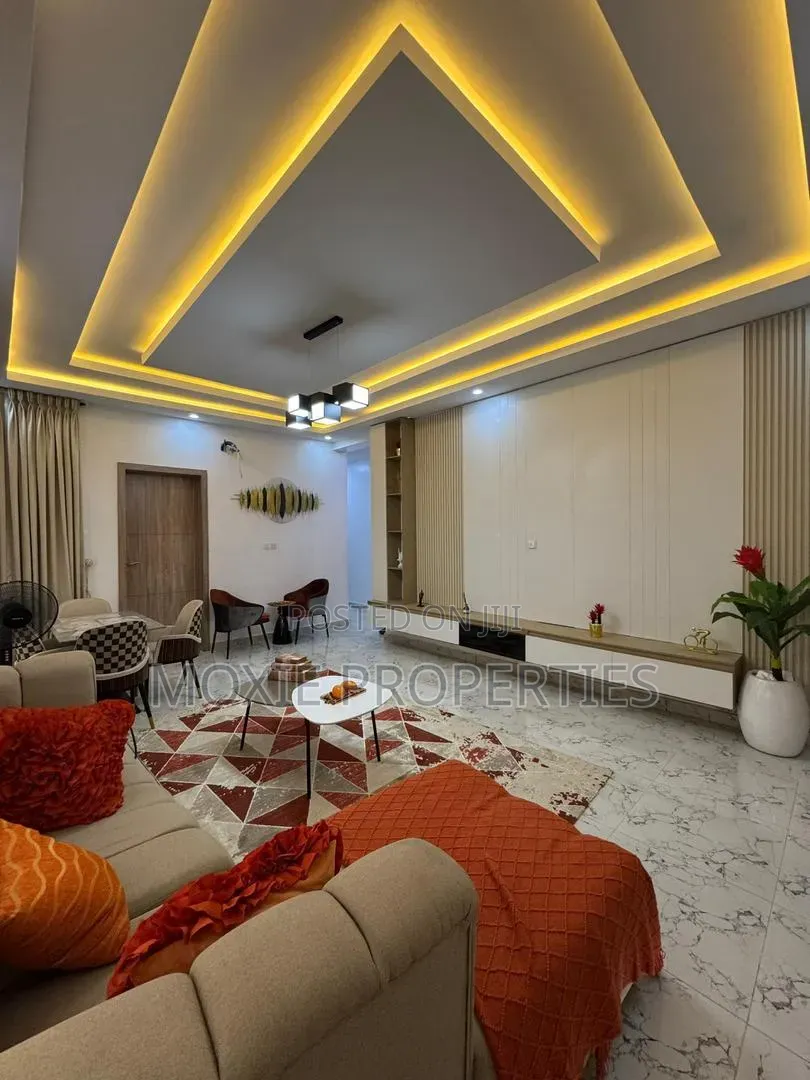 3bdrm Bungalow in Celebration Green, Eleko for sale