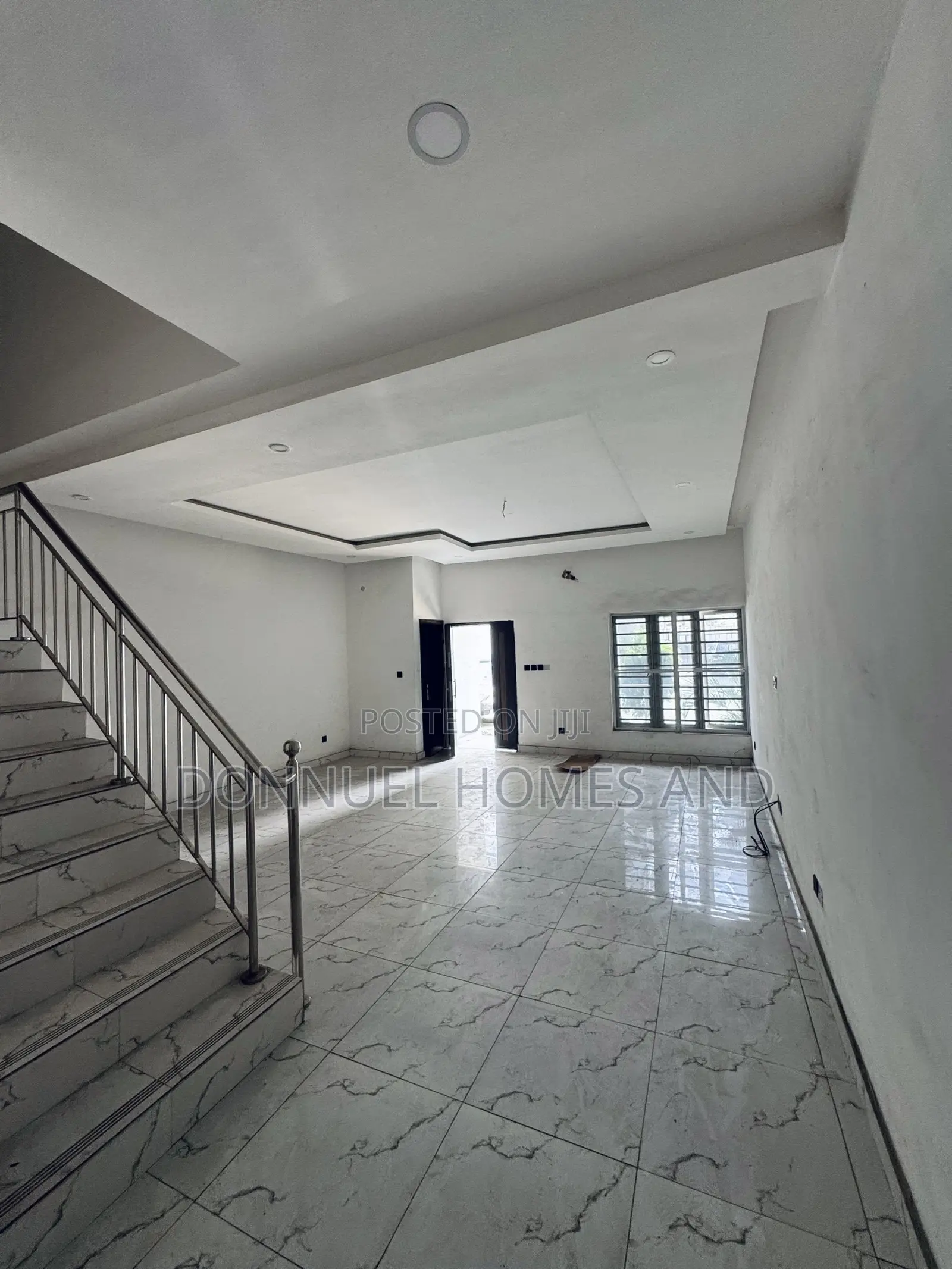 4bdrm Townhouse / Terrace in Lekki Expressway for rent