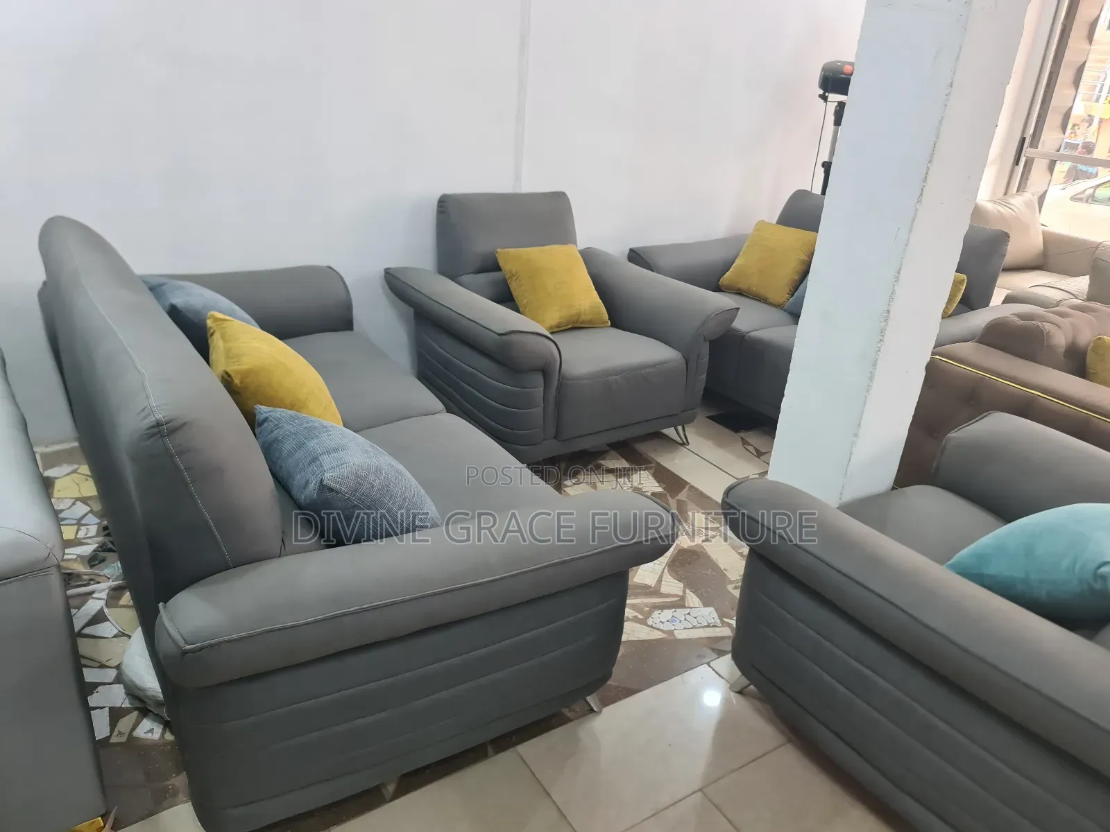 High Quality Executive Sofas Set