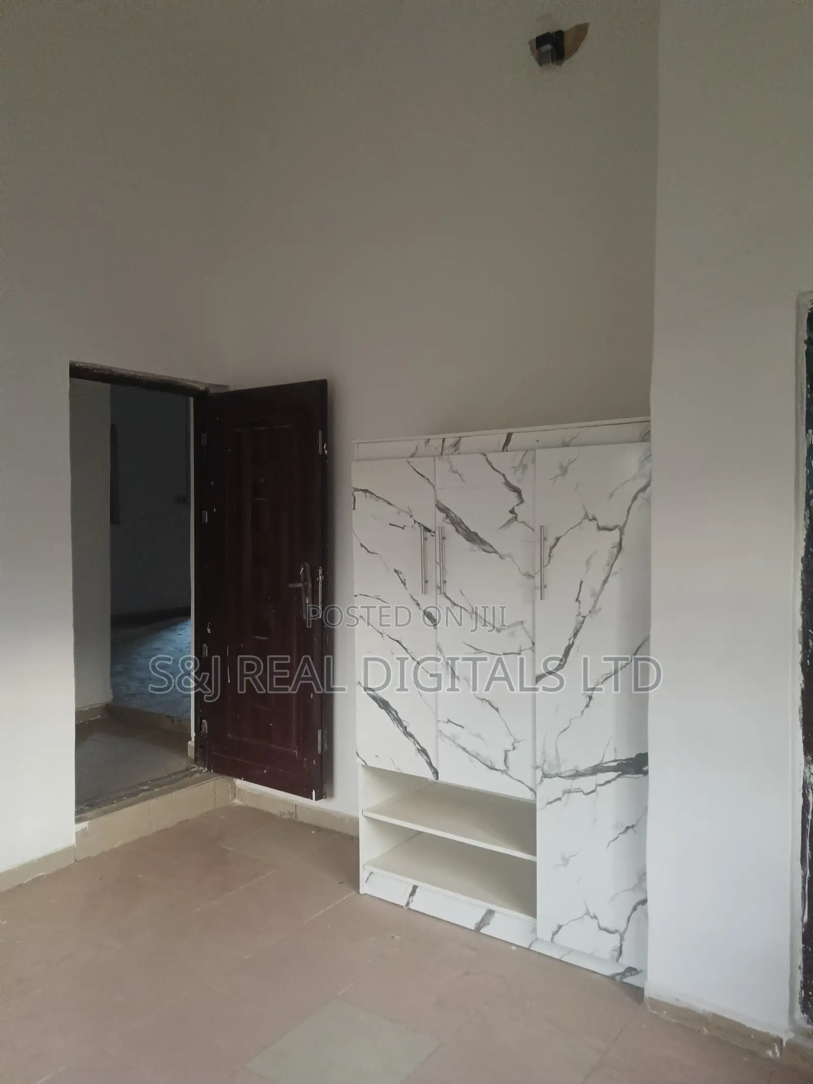 2bdrm Block of Flats in Kubwa for rent
