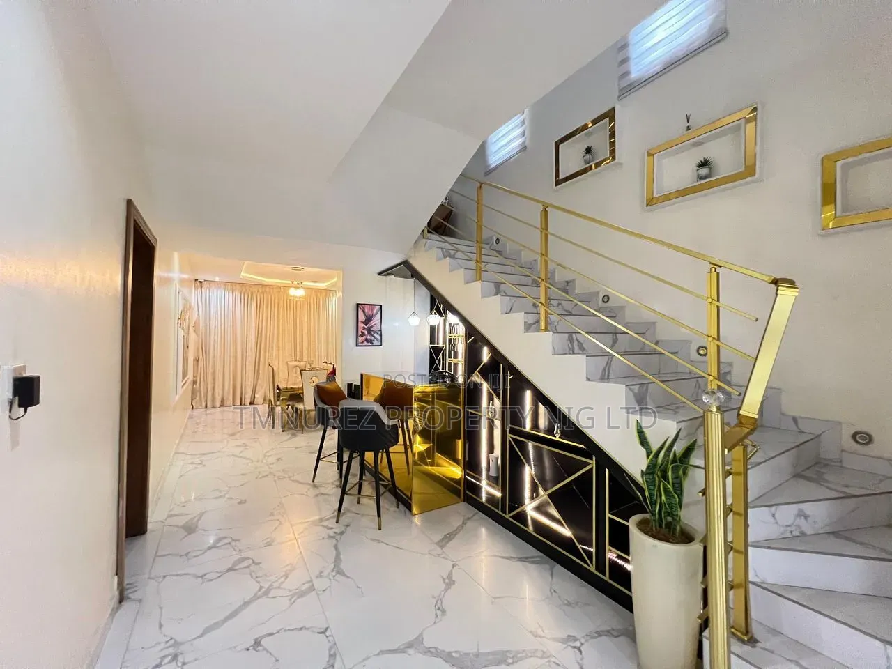 5bdrm Duplex in Lekki Phase 1 for sale