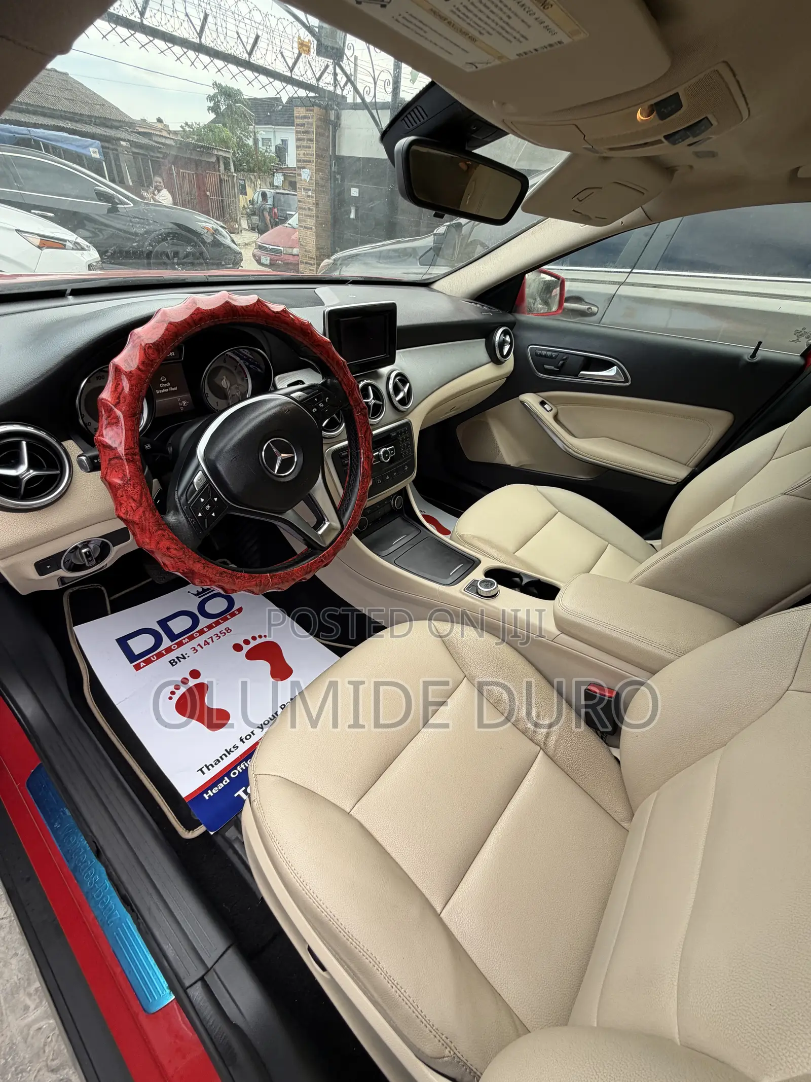 Mercedes-Benz GLA 250 2015 Red