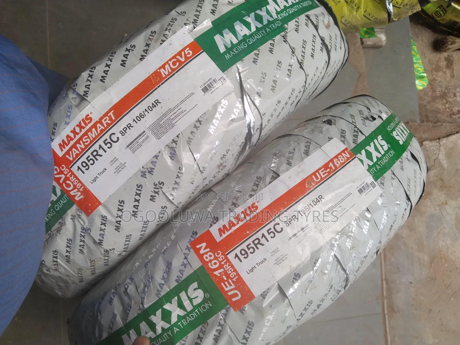 195r15c Maxxis Ue/MCV