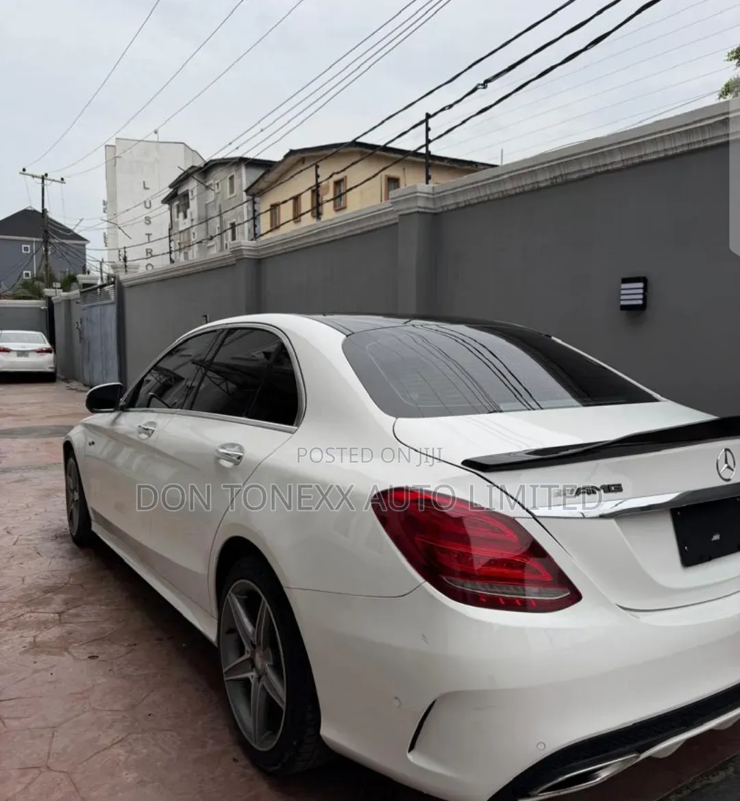 Mercedes-Benz C400 4Matic AWD Sedan (3.0L V6 7A) 2015 White