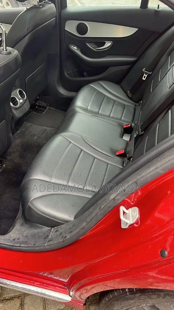 Mercedes-Benz C300 2016 Red