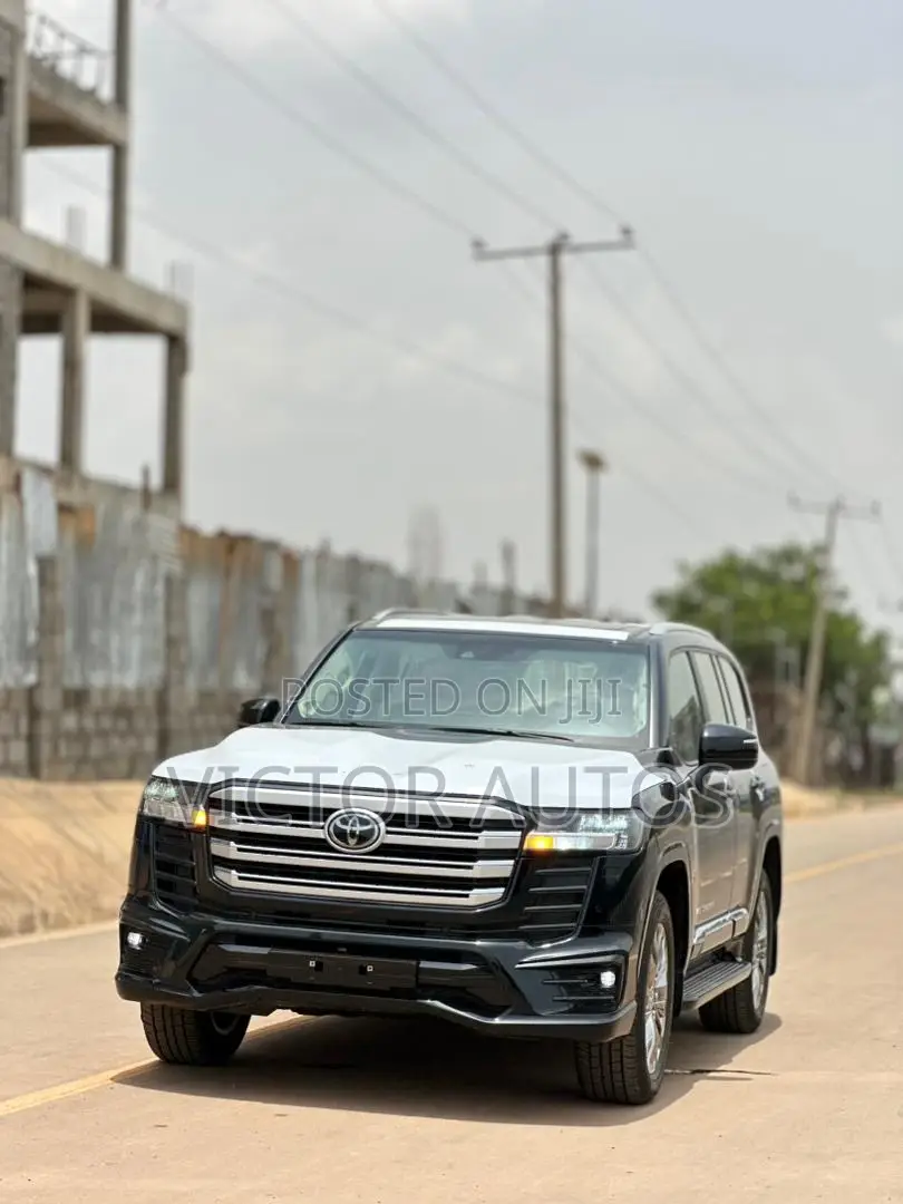 New Toyota Land Cruiser 2025 Black