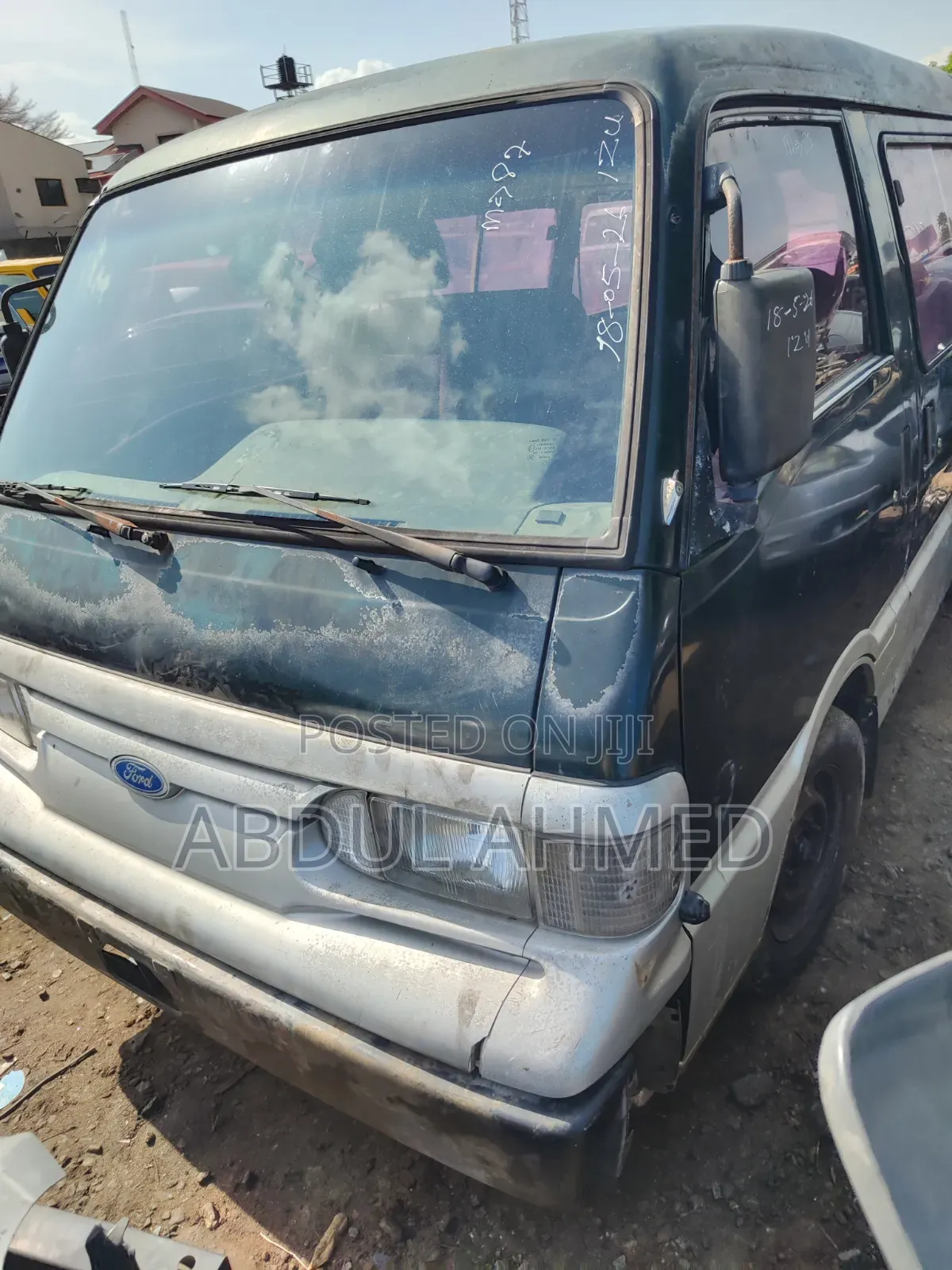 Ford Econovan 2016 Green
