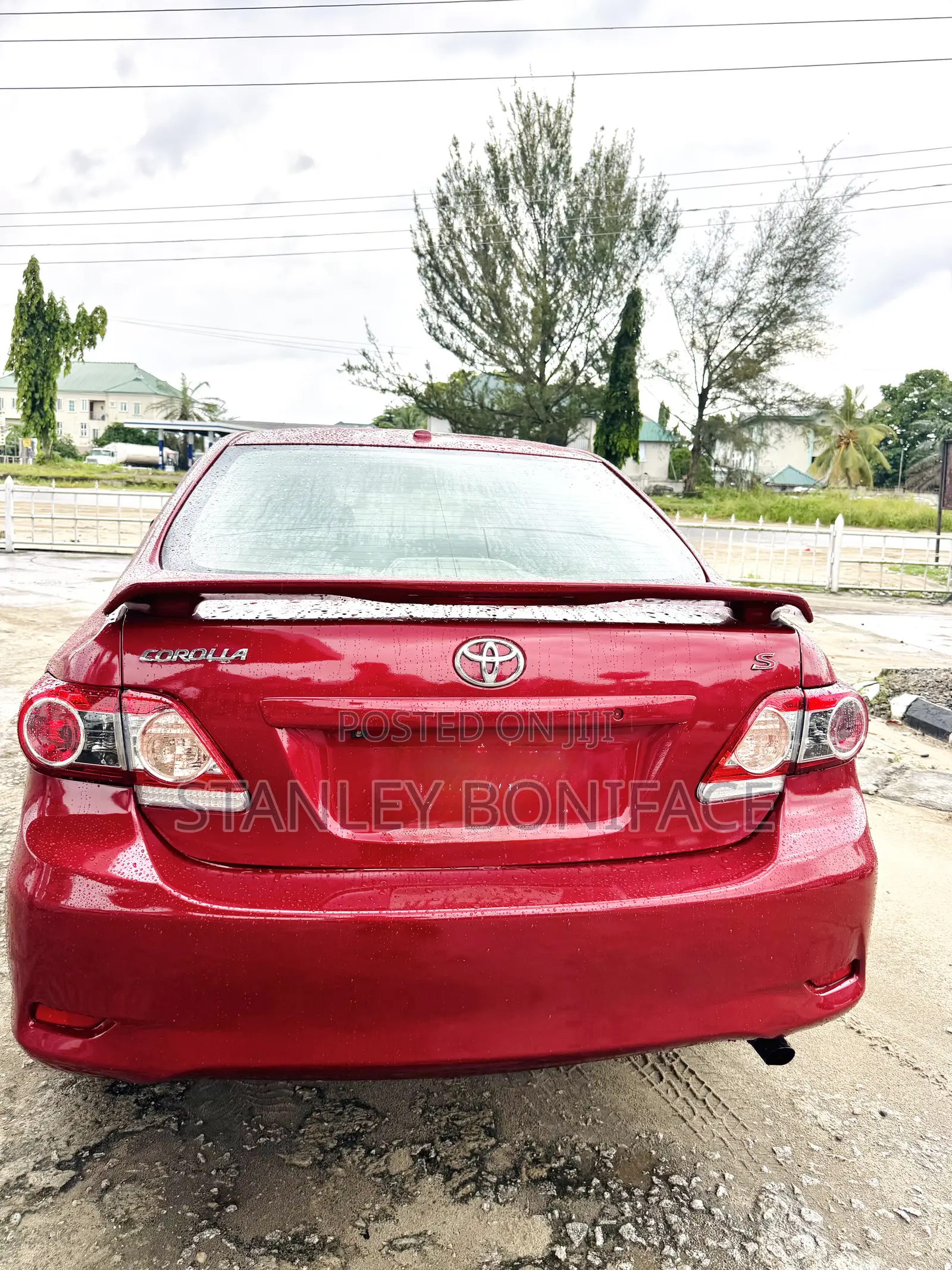 Toyota Corolla 2010 Red