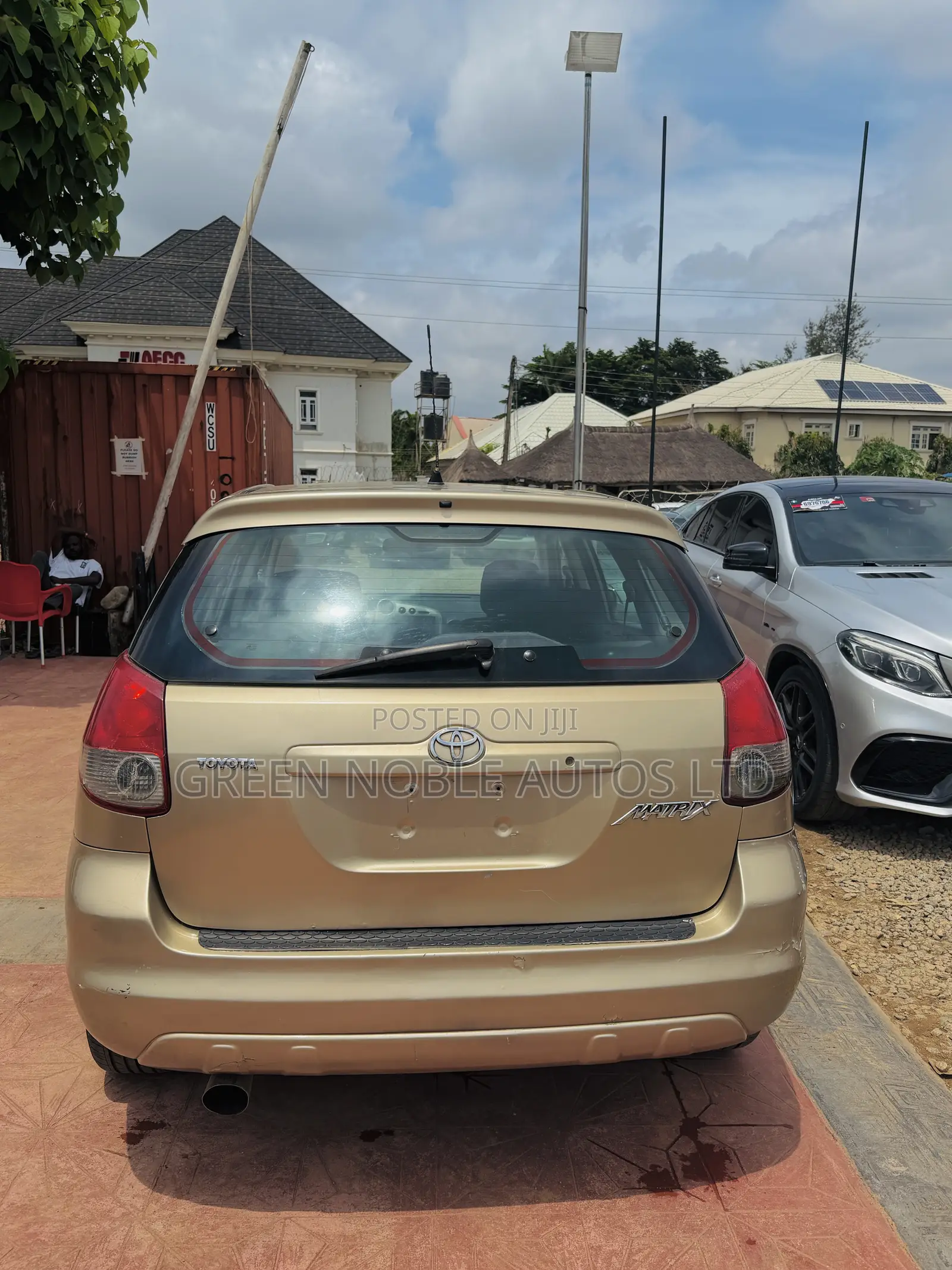 Toyota Matrix 2004 Gold