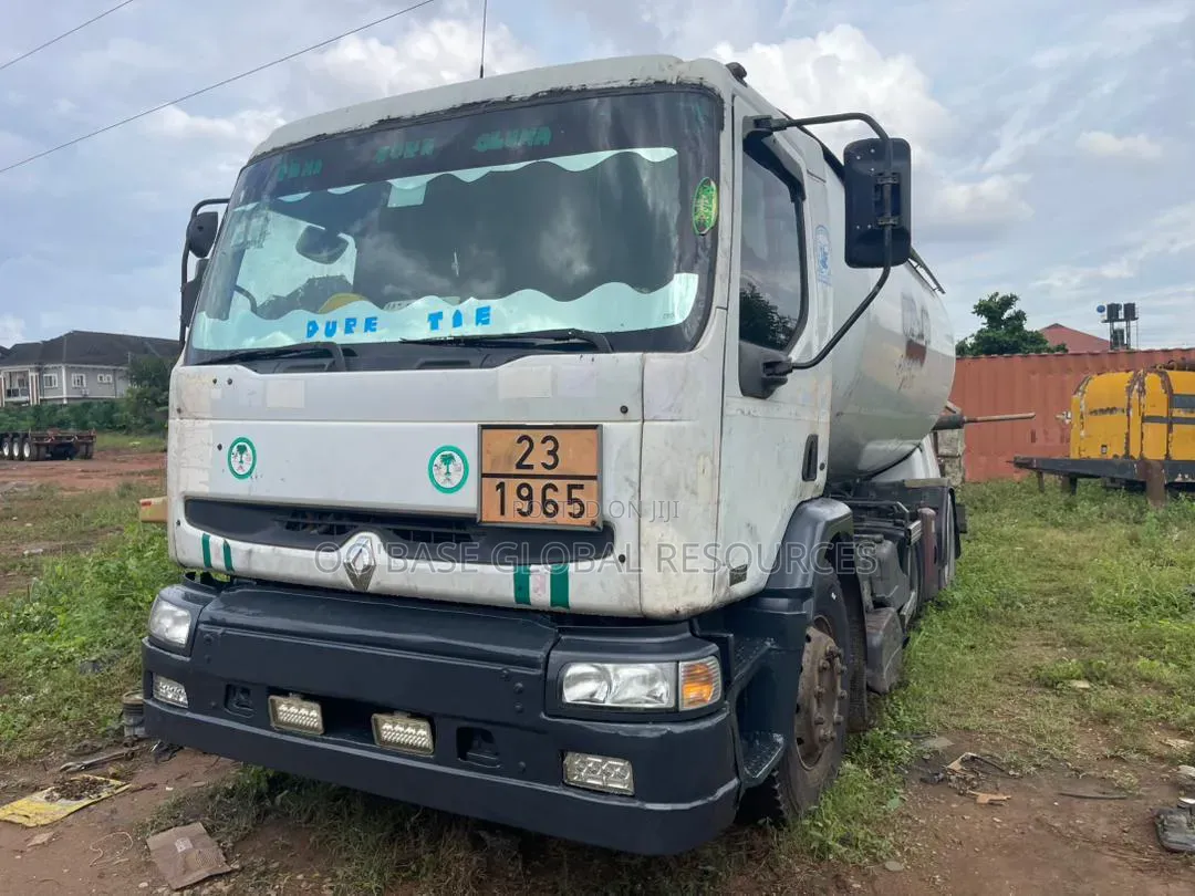 Reg. 10tonnes Renault LPG Bobtail