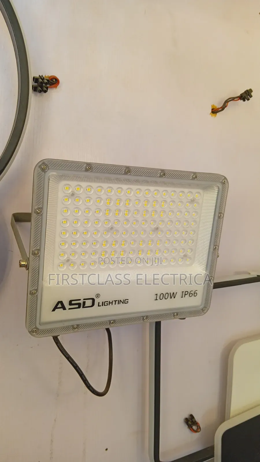 100watts Floodlight