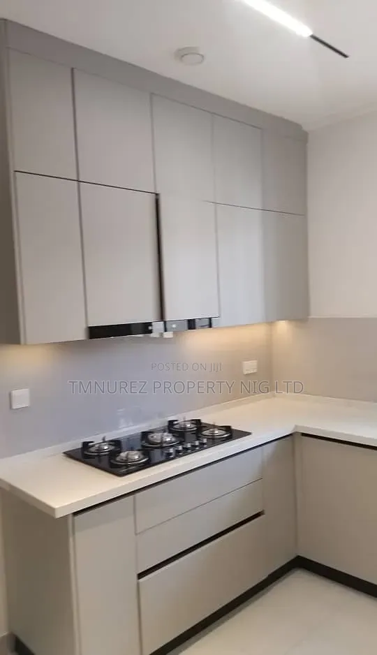 5bdrm Duplex in Lekki Phase 1 for rent