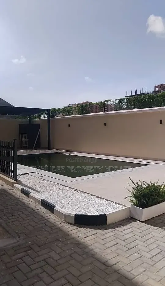 5bdrm Duplex in Parkview Estate for rent