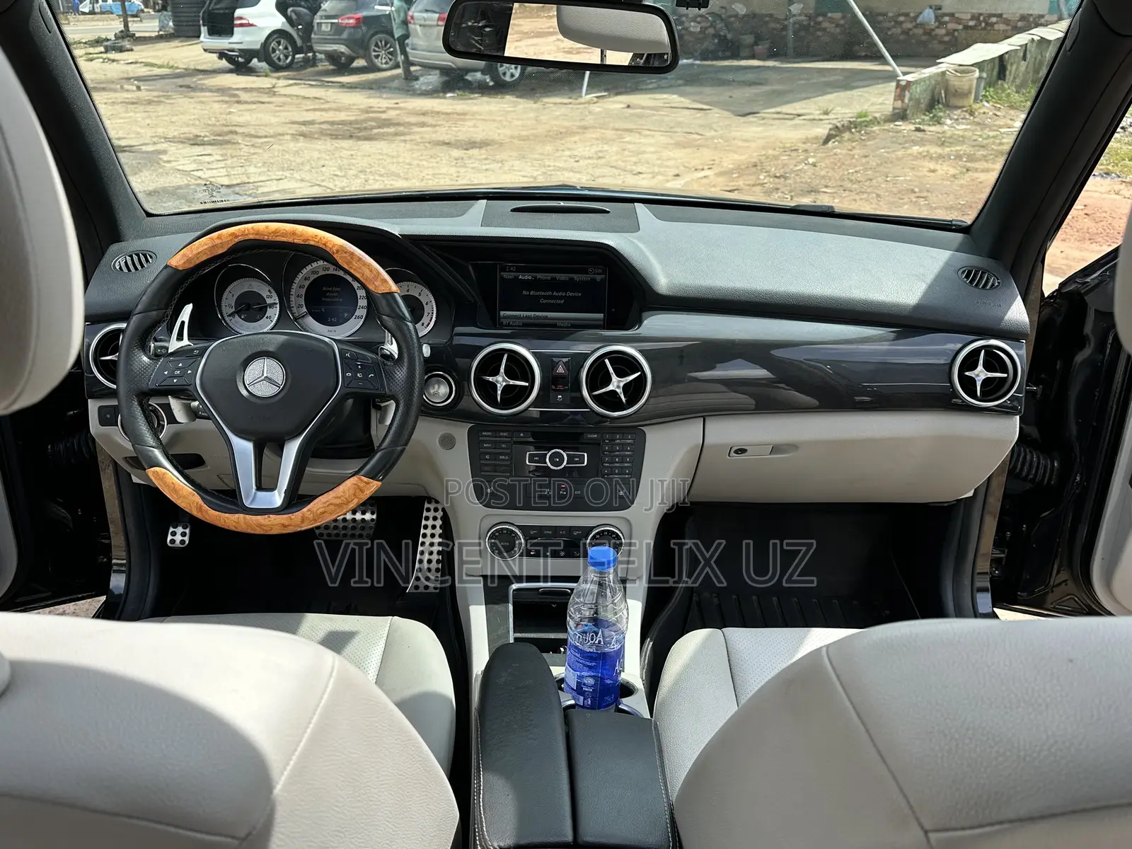 Mercedes-Benz GLK-Class Base GLK 350 4dr AWD 4MATIC (3.5L 6cyl 7A) 2015