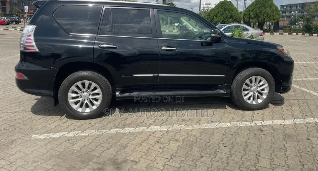 Lexus GX 460 Luxury 2015 Black