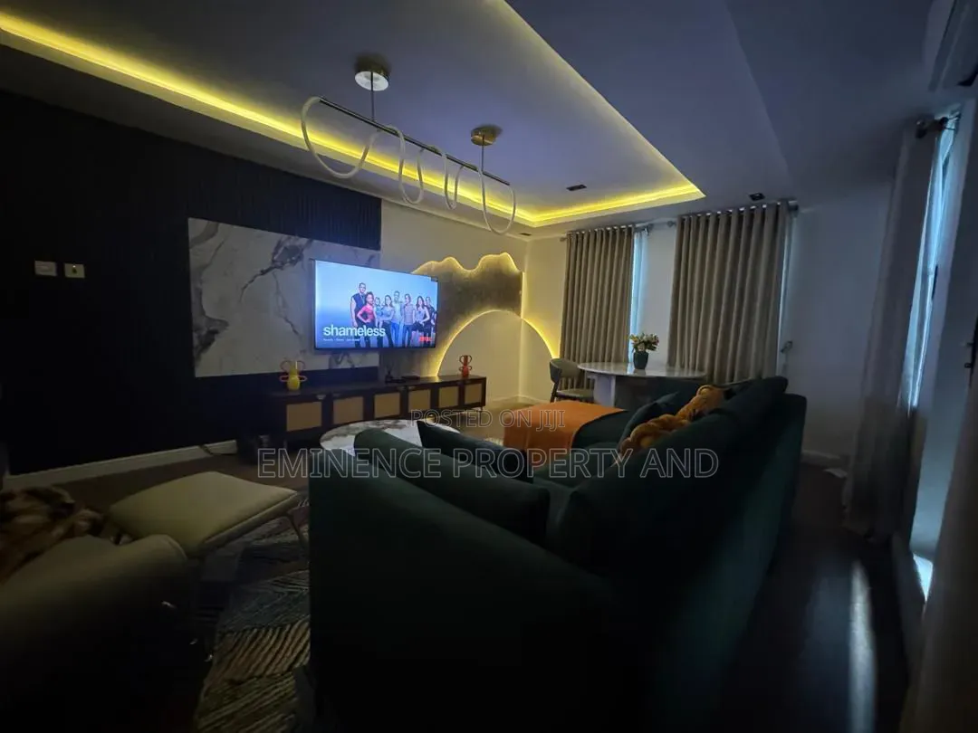 Furnished 2bdrm Apartment in Lekki Phase 1 for rent