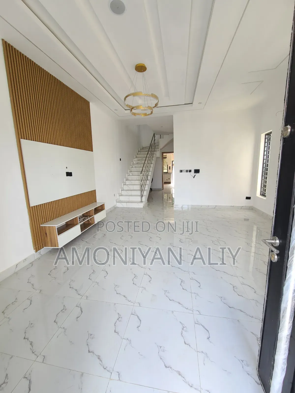 4bdrm Duplex in Lekki Scheme2 Built, VGC / Ajah for sale