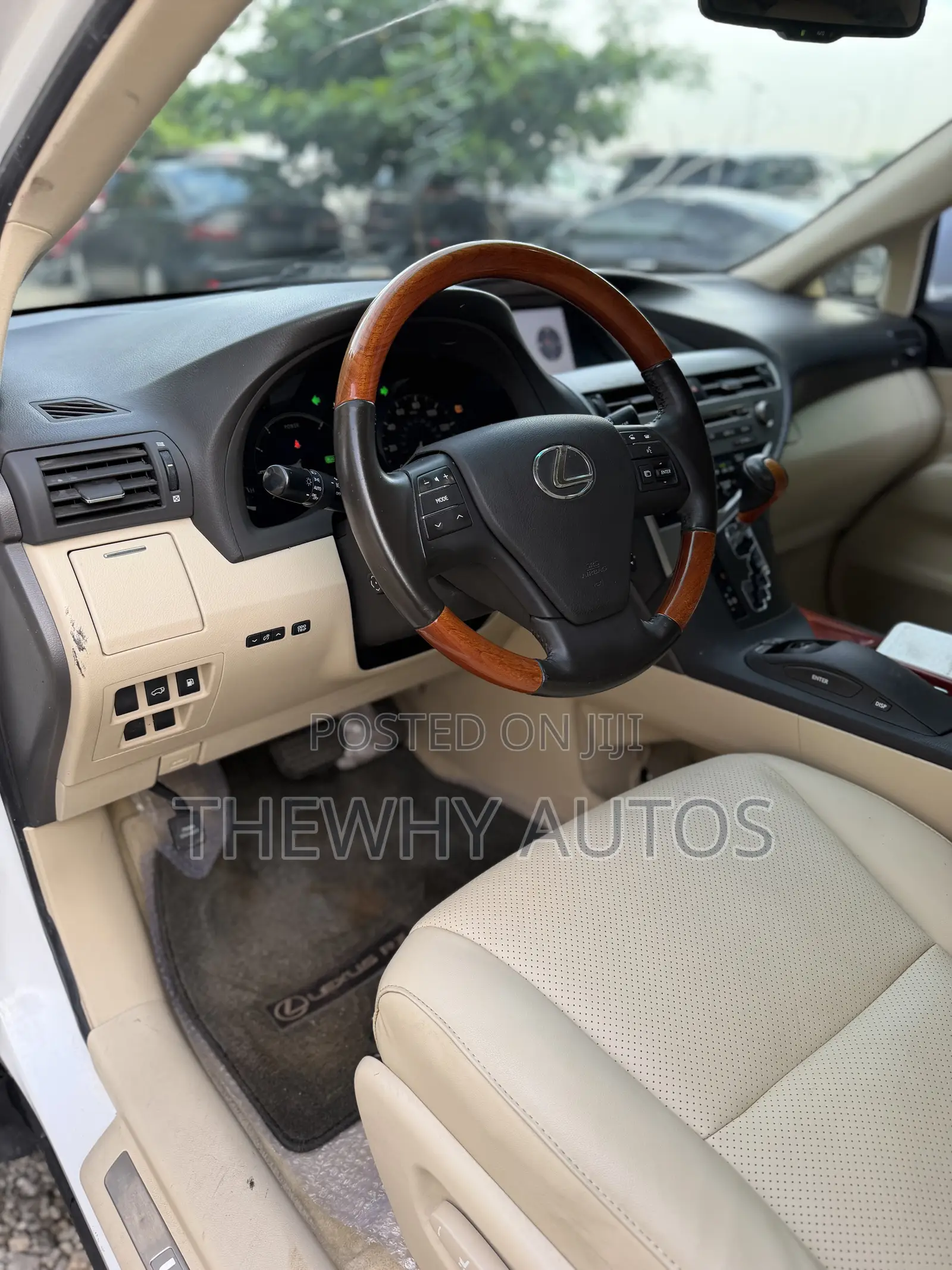 Lexus RX 450H FWD 2012 White