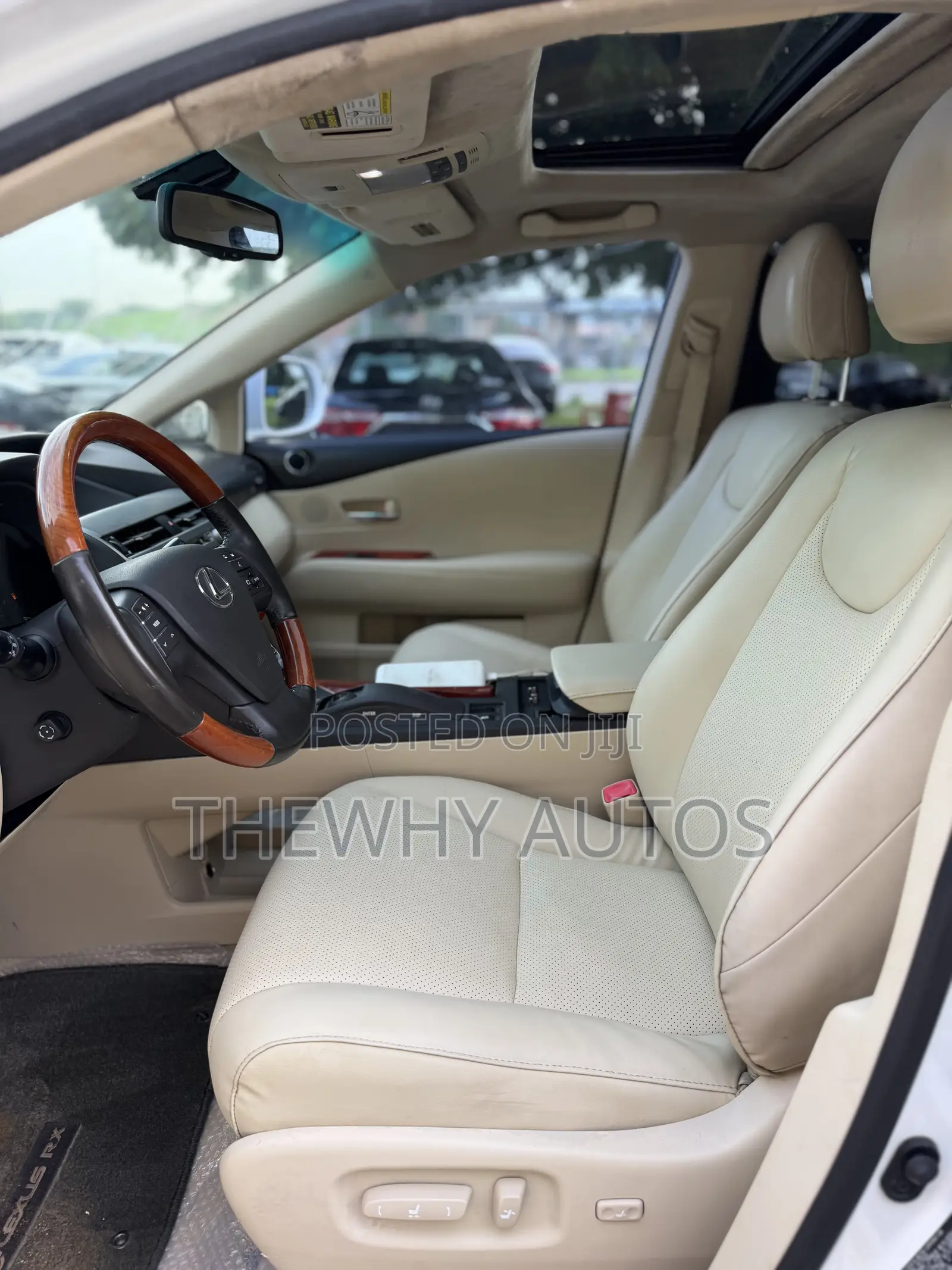 Lexus RX 450H FWD 2012 White