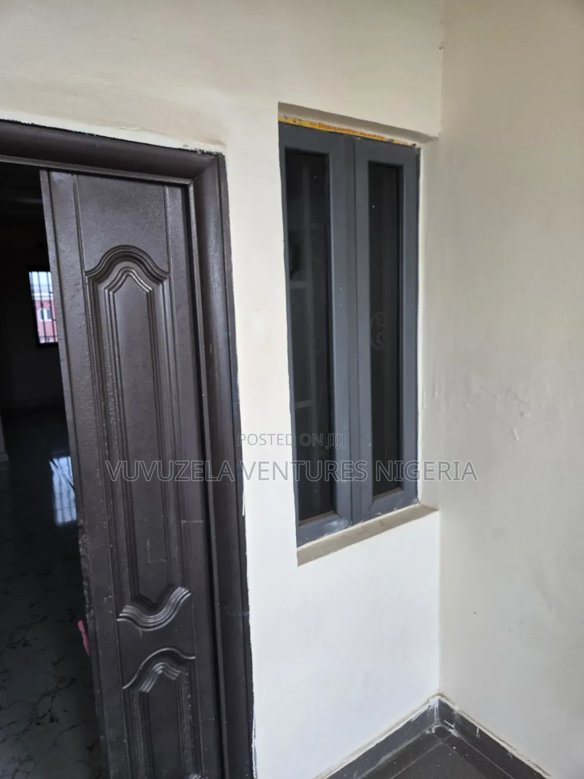 3bdrm Apartment in Billionaire Quarters, Gaduwa for sale