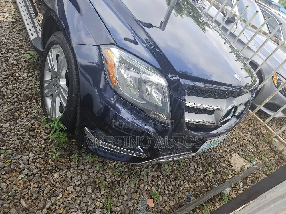 Mercedes-Benz GLK-Class 2010 Blue