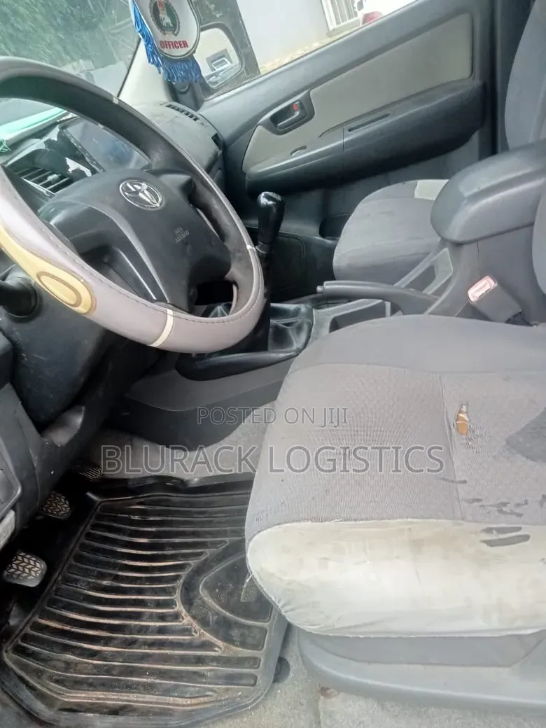 Toyota Hilux 2.7 VVT-i 4X4 SRX 2012 Gray