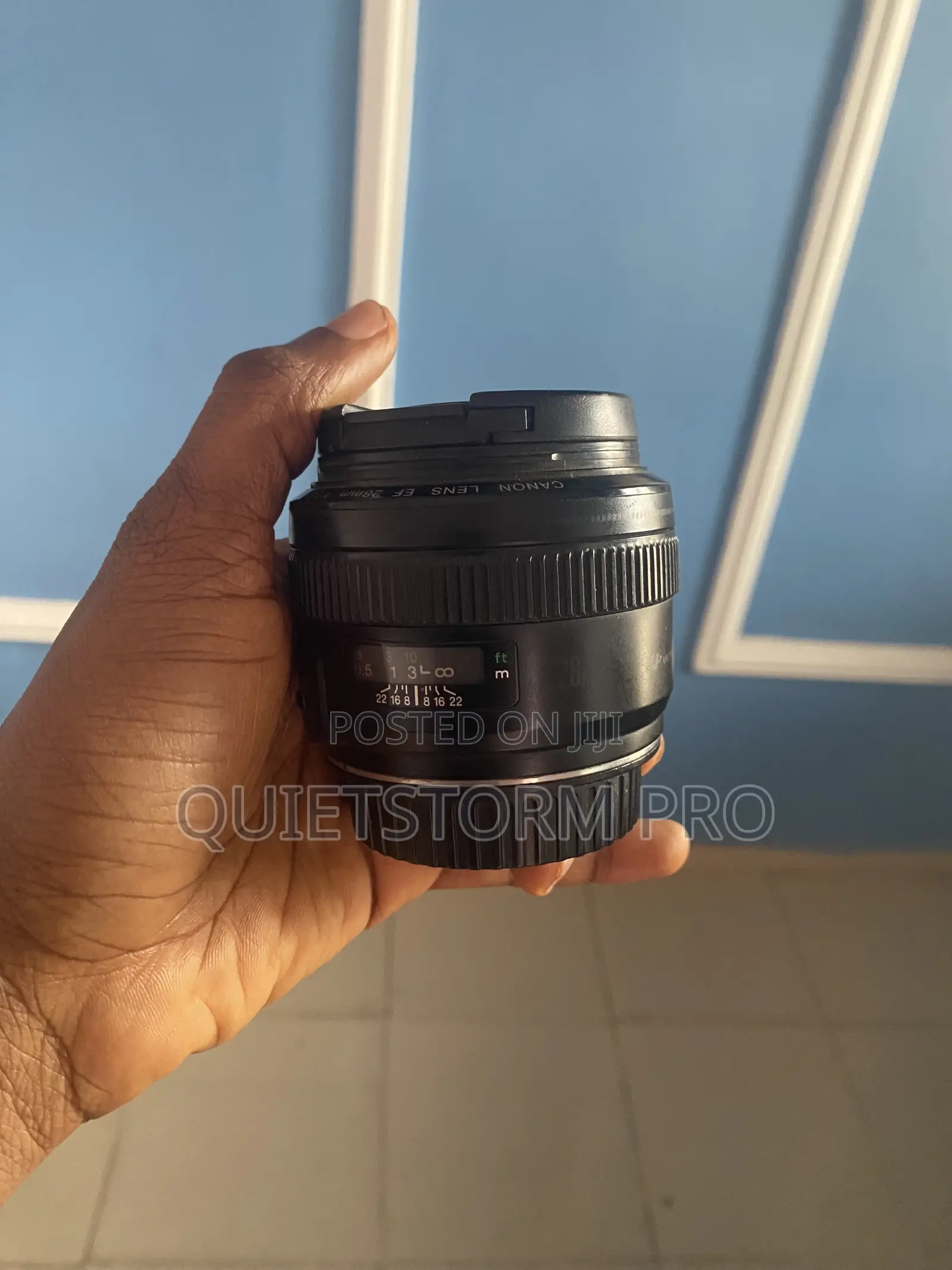 Canon Eos Mirrorless Camera