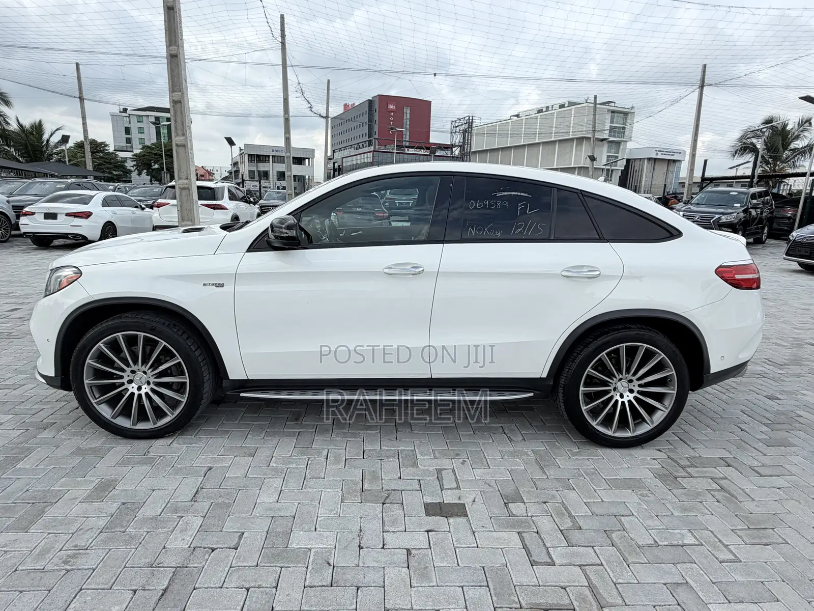 Mercedes-Benz GLE-Class AMG GLE 43 4MATIC 2017 White
