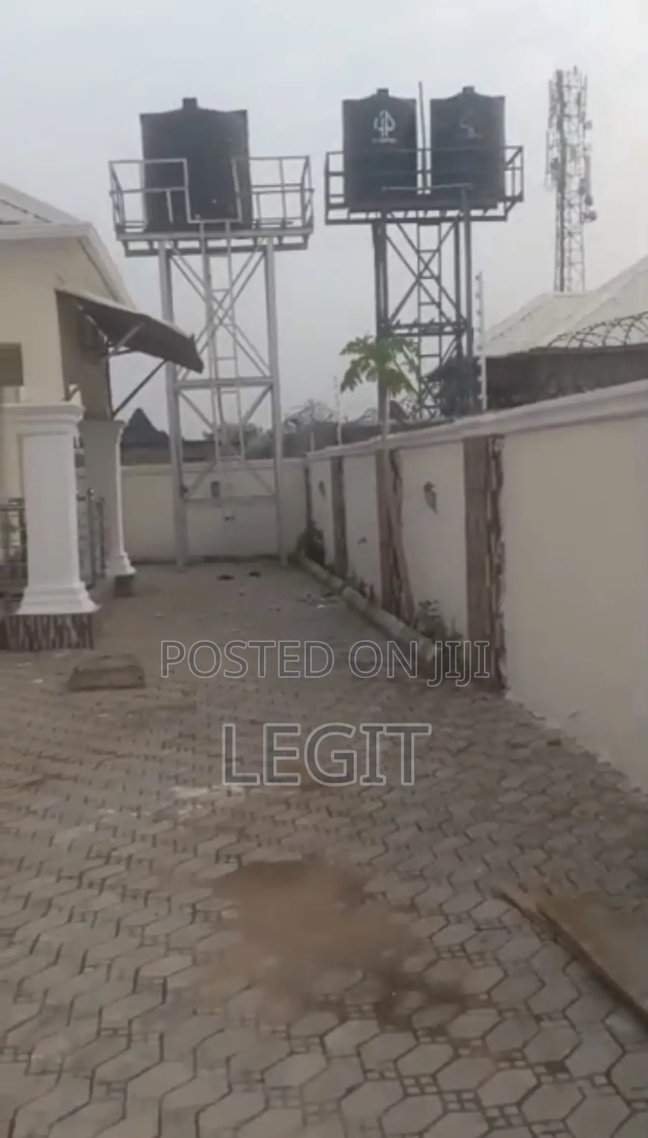 3bdrm Bungalow in Lugbe District for sale