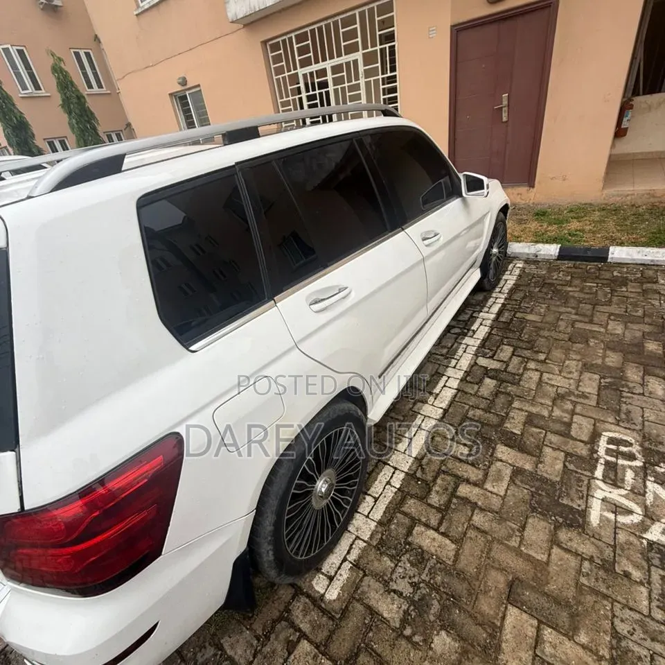 Mercedes-Benz GLK-Class 350 4MATIC 2014 White