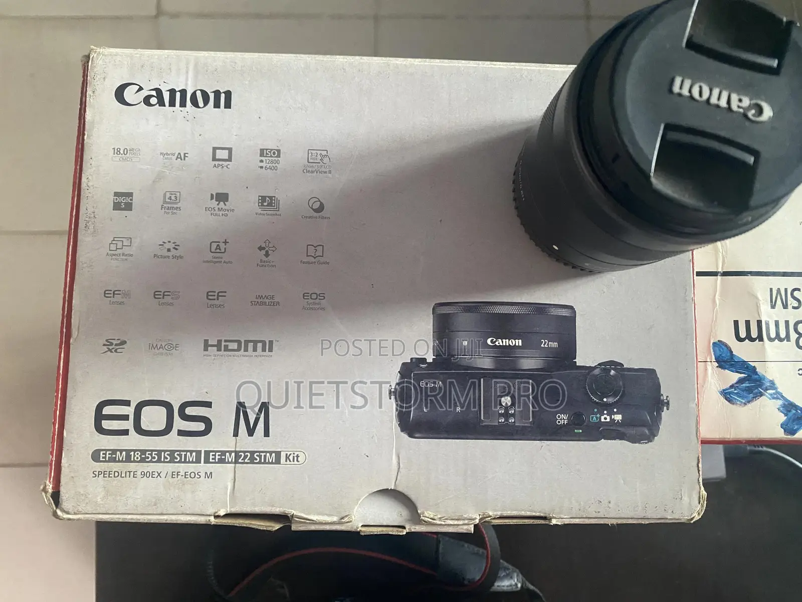 Canon Eos Mirrorless Camera