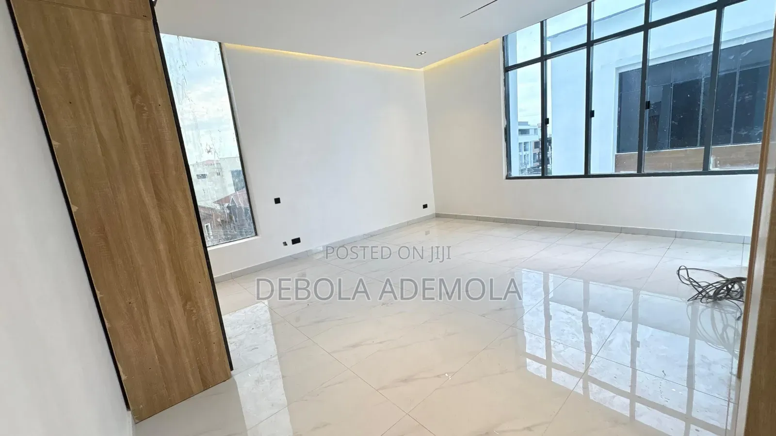 4bdrm Duplex in Whitesand Avenue, Lekki Phase 1 for sale