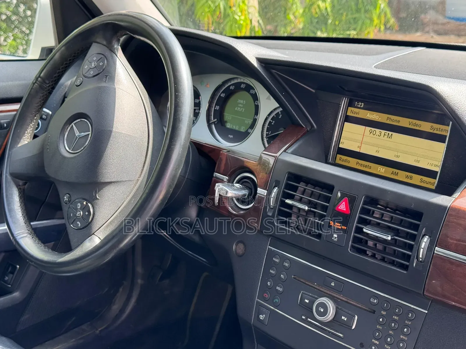 Mercedes-Benz GLK-Class 2011 White