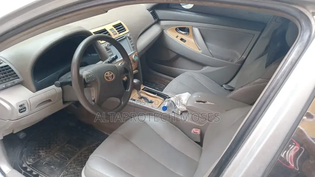 Toyota Camry 2.4 LE 2008 Silver
