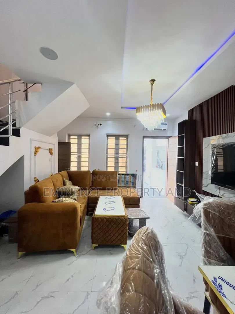 3bdrm Duplex in Abraham Adesanya for rent