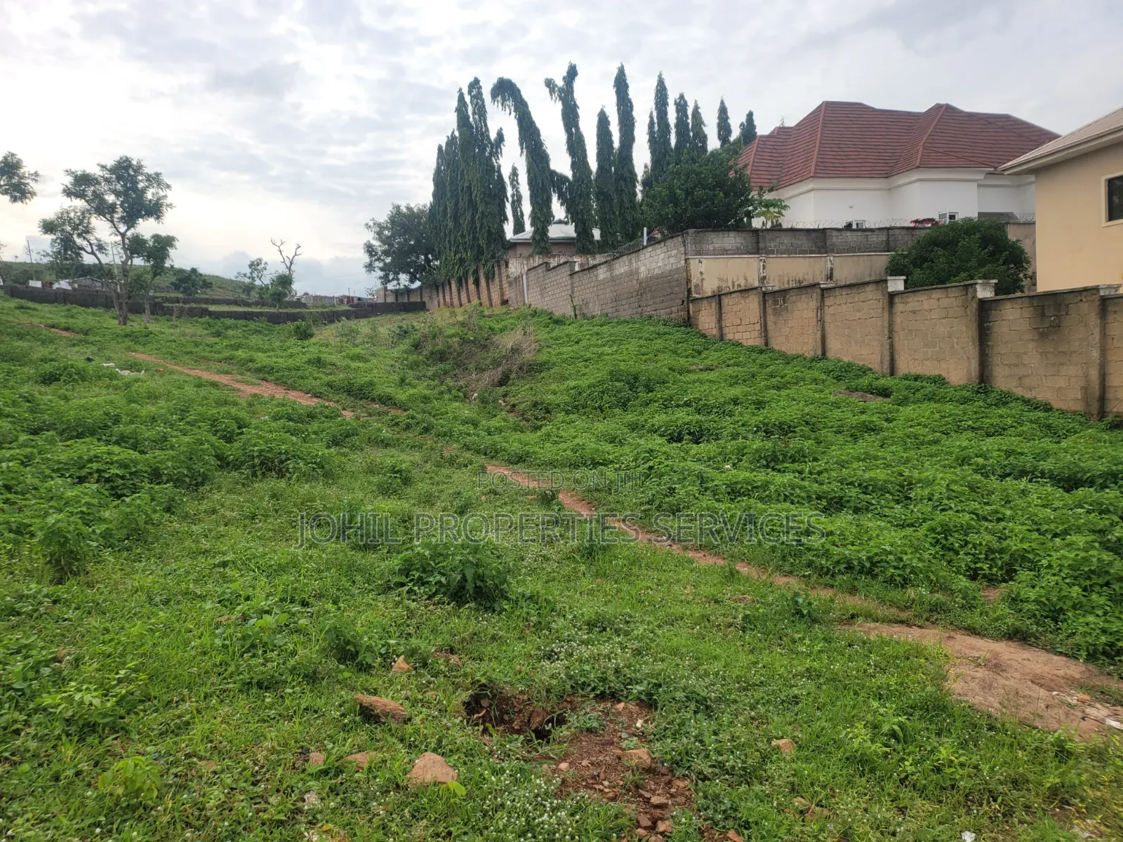 Distress Sales 1000sqm Land for Sale at Karu Hill for 15m Only
