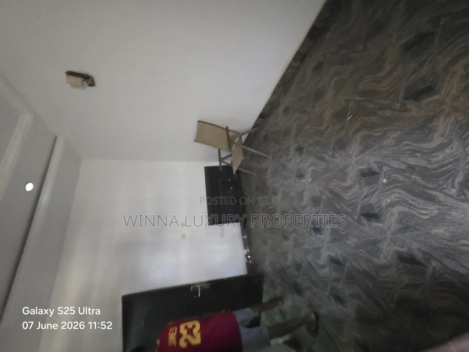 4bdrm Duplex in Gold City Estate, Lugbe District for sale