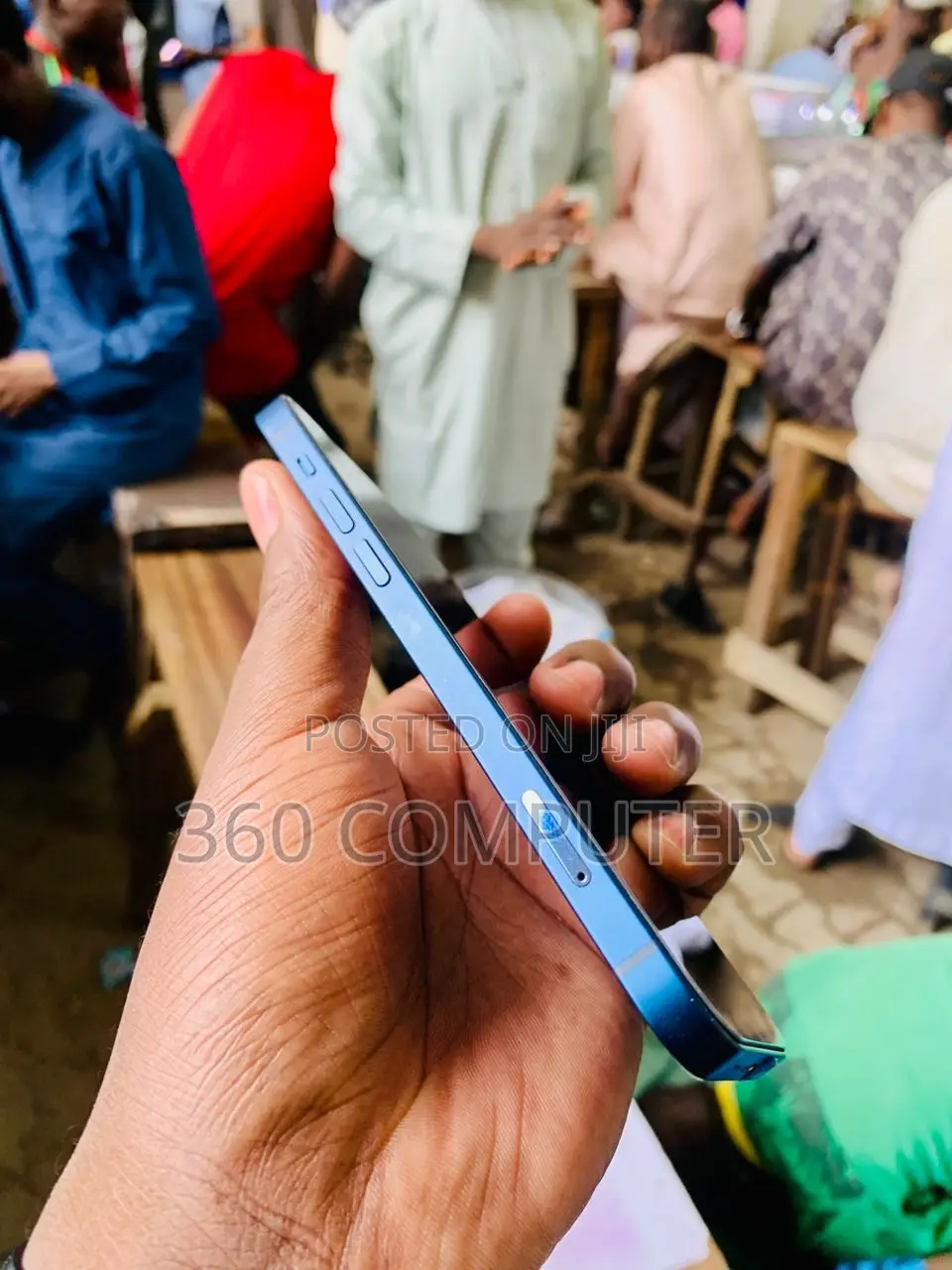 Apple iPhone 12 64 GB Blue