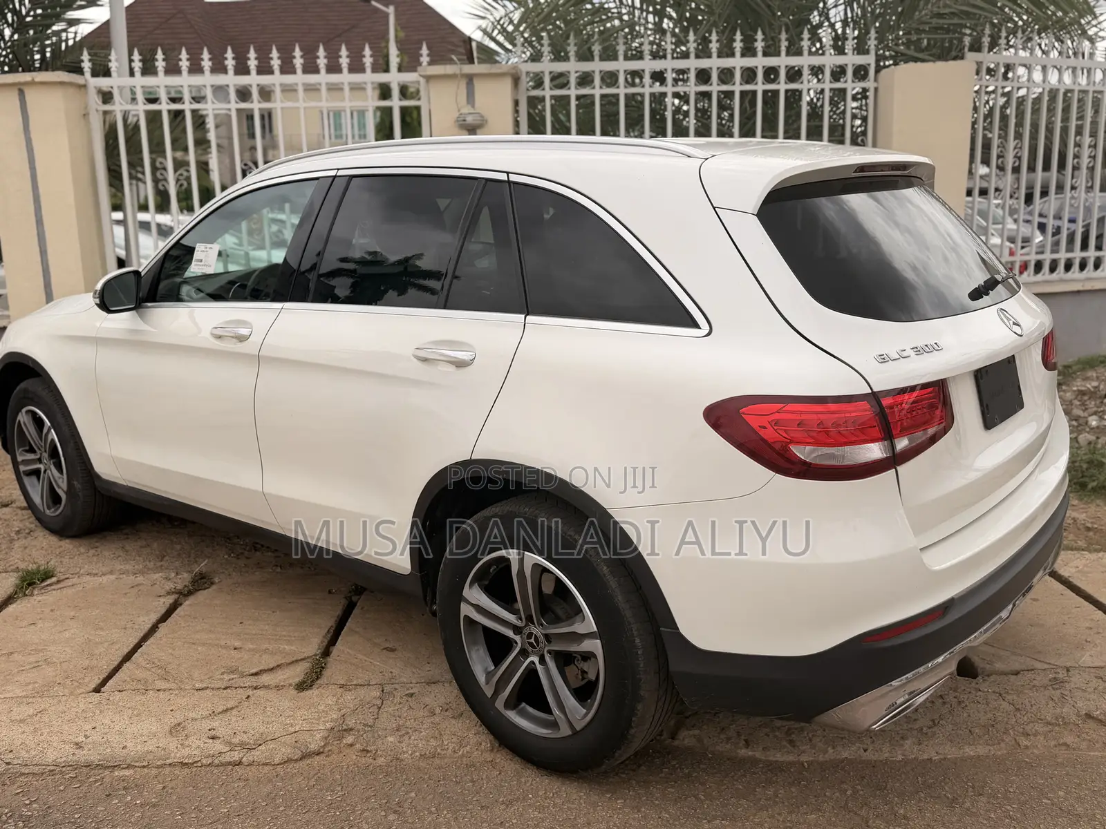 Mercedes-Benz GLC-Class 2019 White