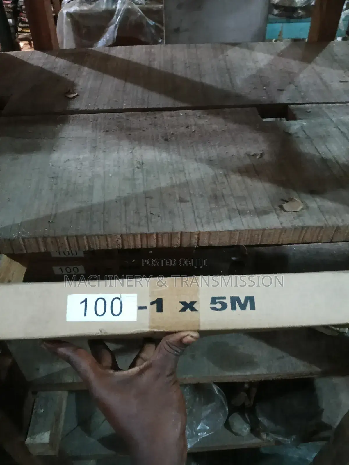 100-1×5m Chain Transmission Chain Heavy Duty