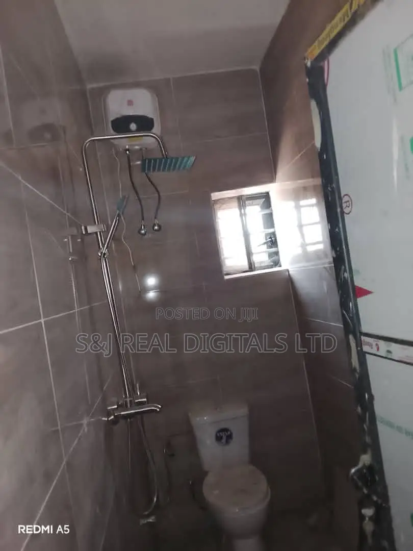 4bdrm Bungalow in Kubwa for sale
