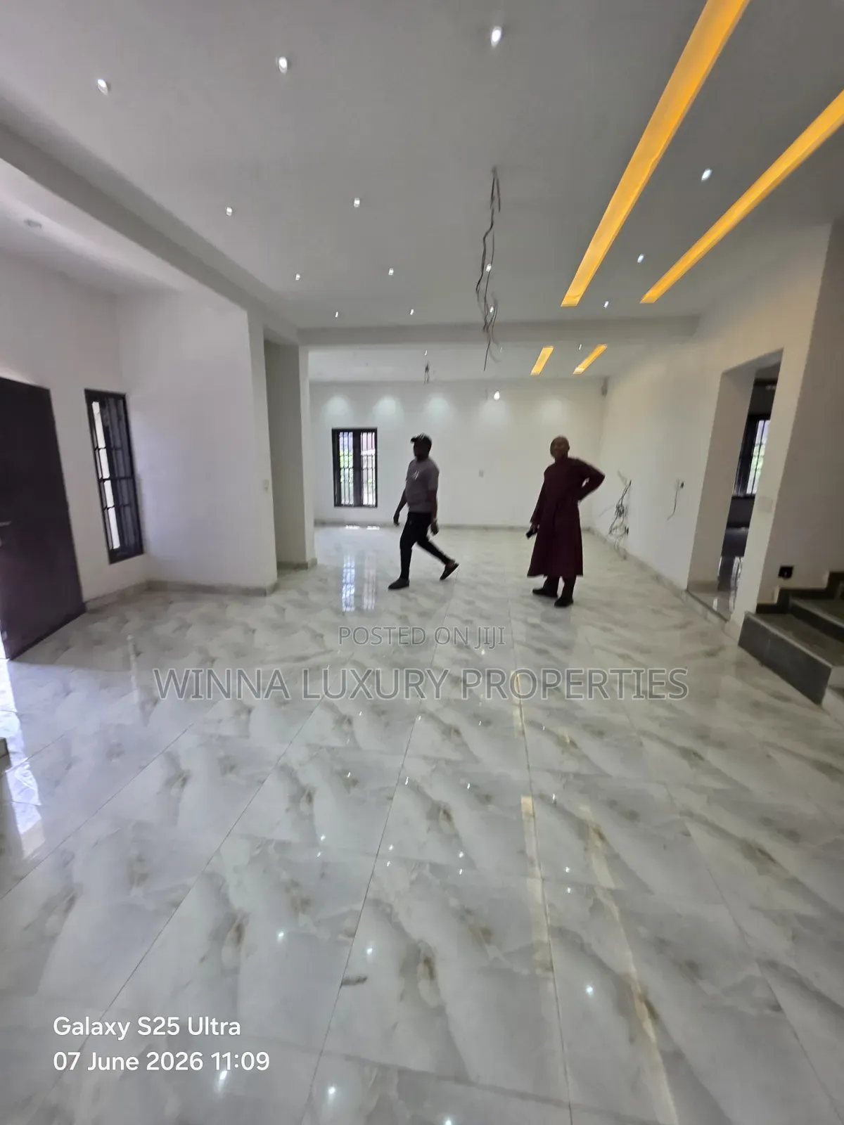 5bdrm Duplex in River Park Estate, Lugbe District for sale