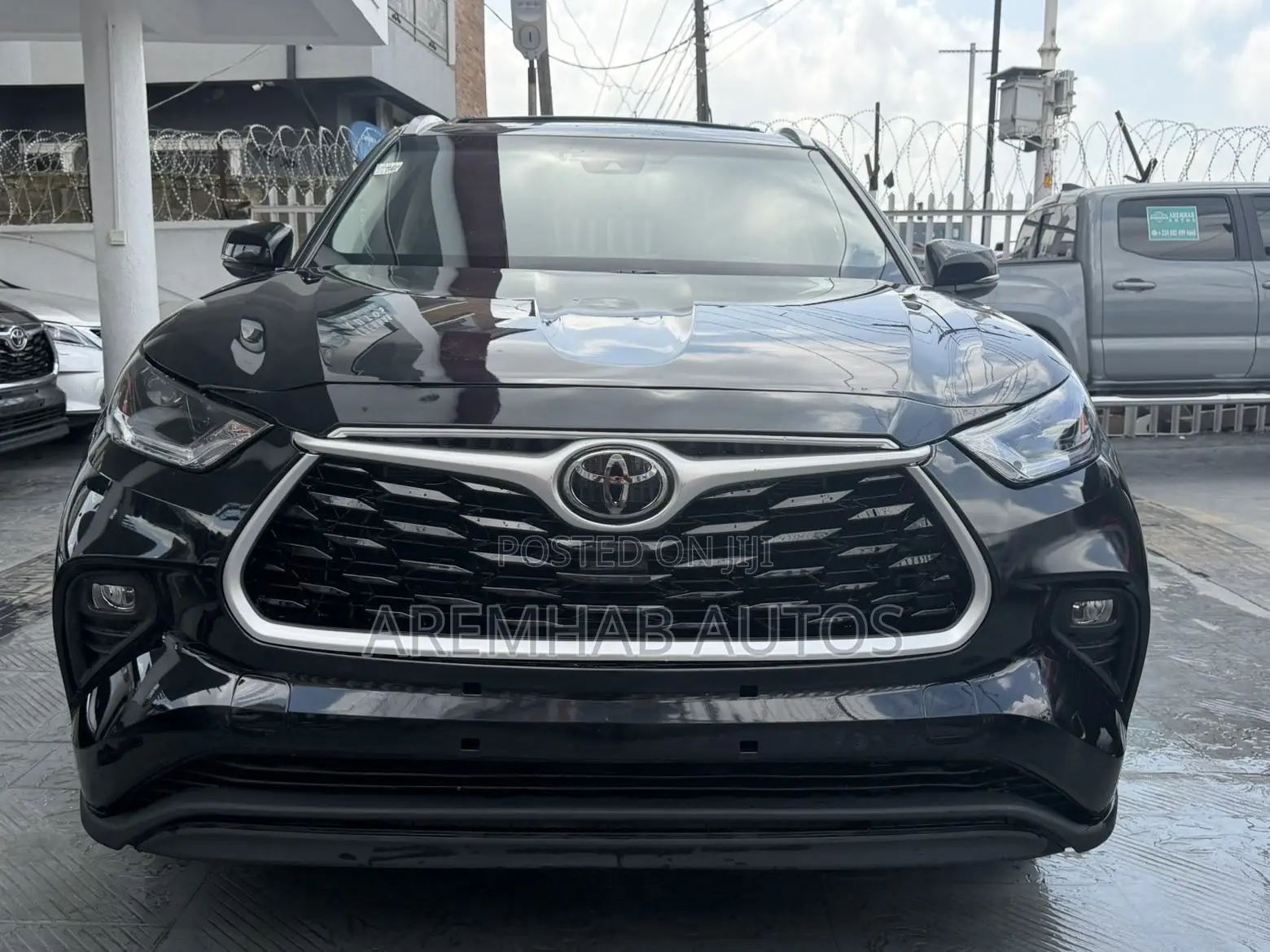 Toyota Highlander XLE AWD 2024 Black