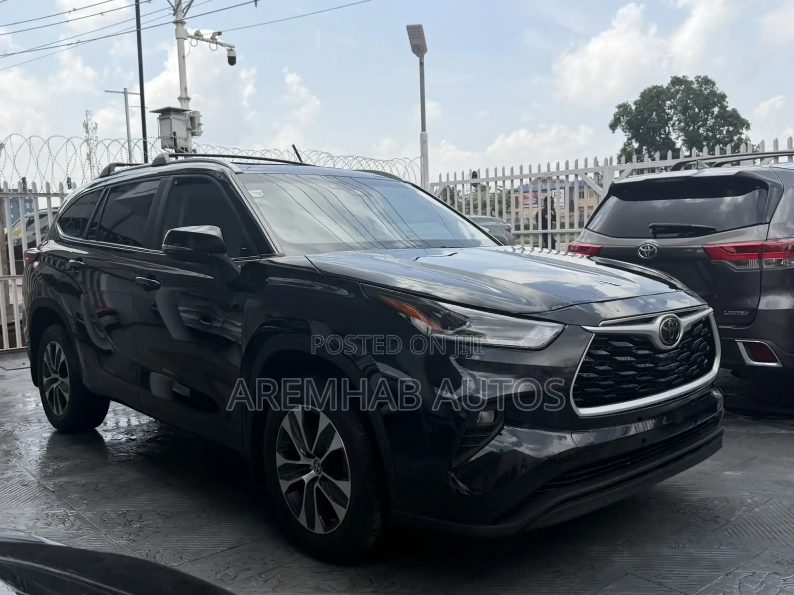 Toyota Highlander XLE AWD 2024 Black