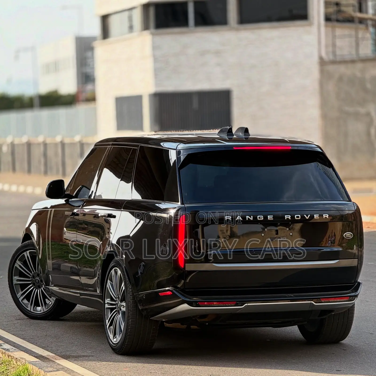 Land Rover Range Rover Vogue 2023 Black