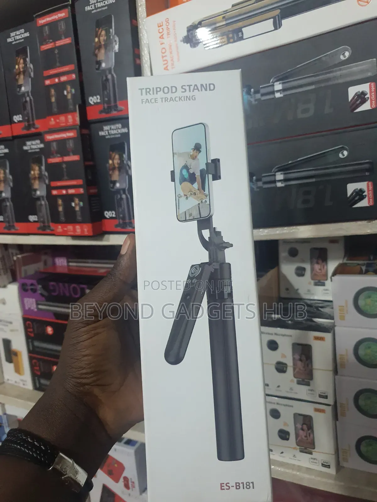 Es-B181 Tripod Stand Face Tracking Selfie Stick