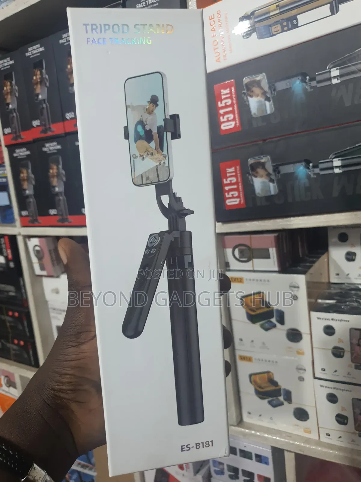 Es-B181 Tripod Stand Face Tracking Selfie Stick