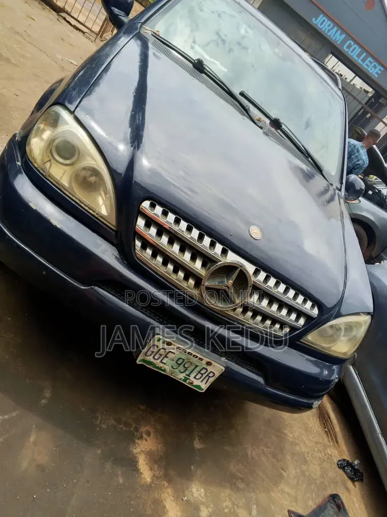 Mercedes-Benz M Class 2002 Black