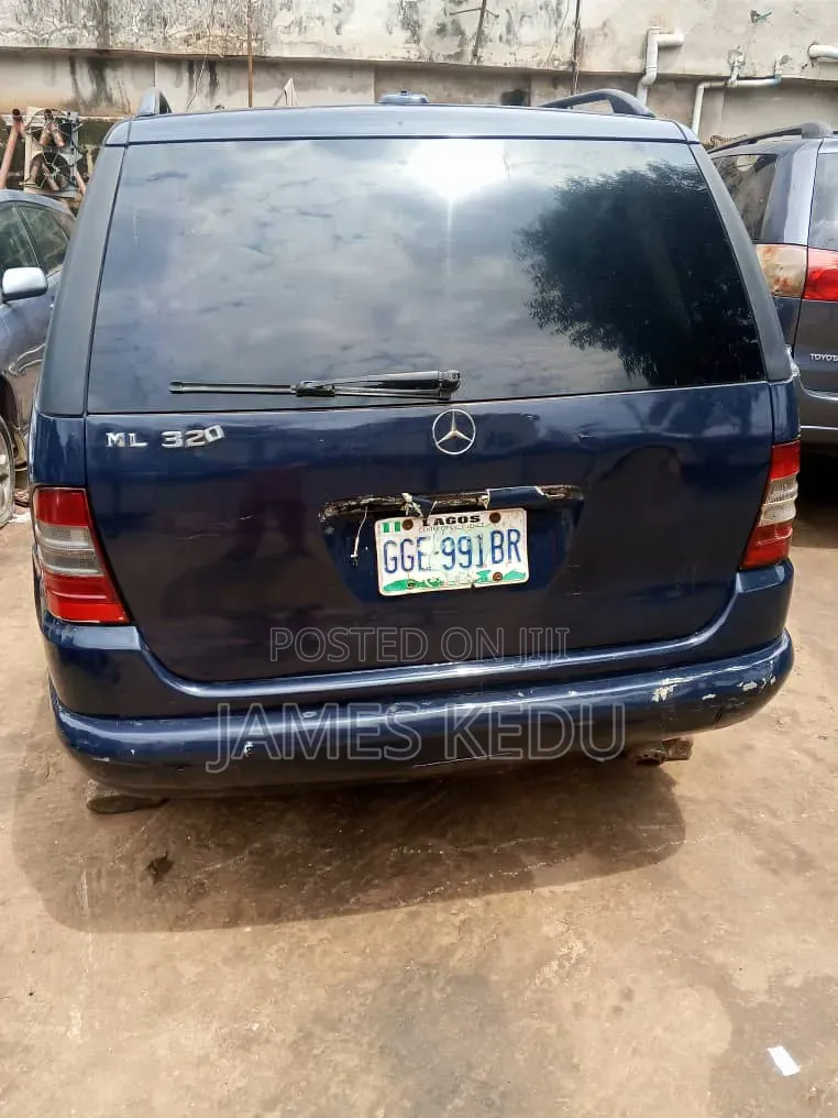 Mercedes-Benz M Class 2002 Black