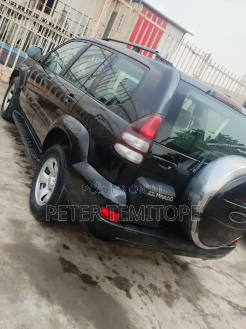 Toyota Land Cruiser 2008 Black